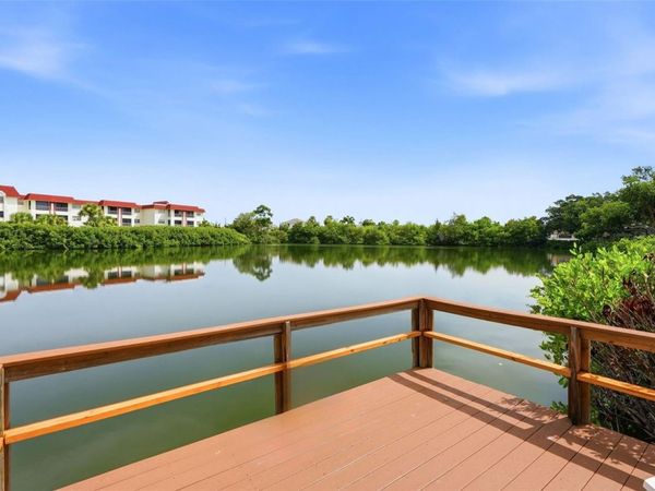 4570 OVERLOOK DRIVE NE, Unit 175, ST PETERSBURG, FL 33703