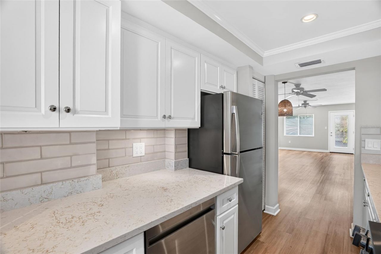 4570 Overlook Drive Ne, Unit 175, Saint Petersburg, FL 33703 Photo