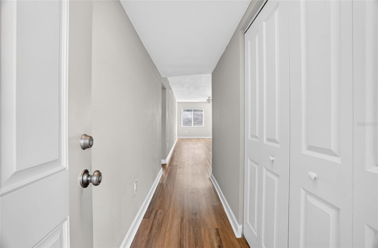 4570 Overlook Drive Ne, Unit 175, Saint Petersburg, FL 33703 Photo
