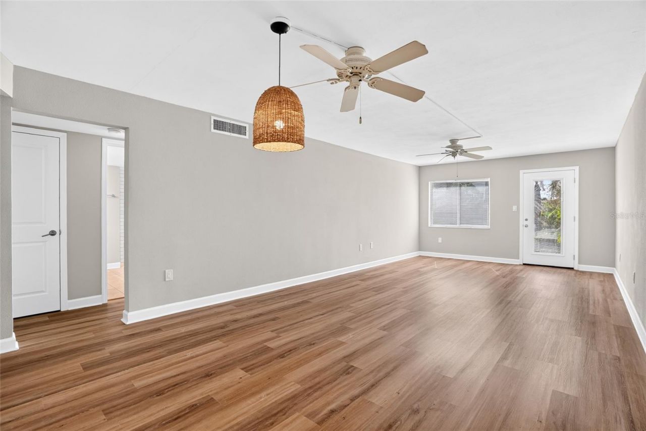 4570 Overlook Drive Ne, Unit 175, Saint Petersburg, FL 33703 Photo