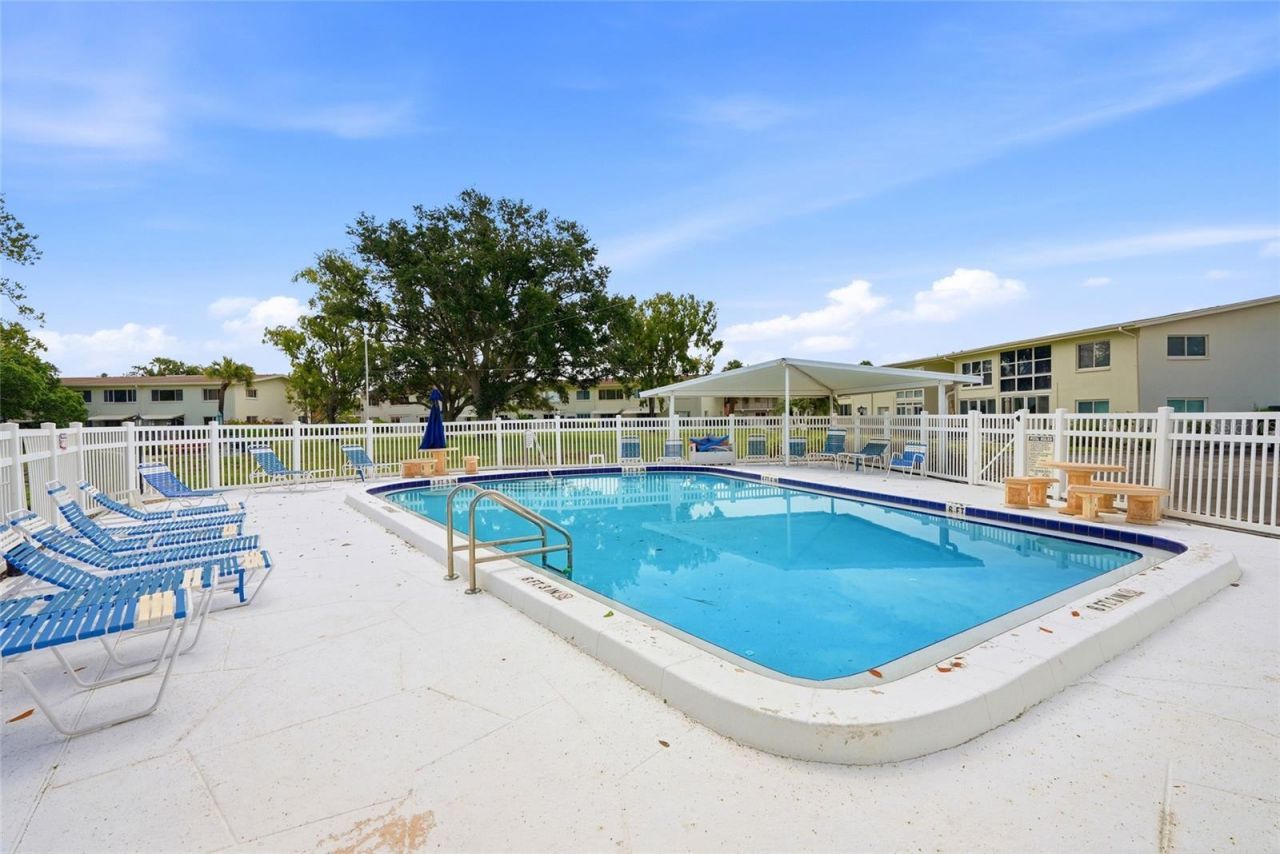 4570 Overlook Drive Ne, Unit 175, Saint Petersburg, FL 33703 Photo