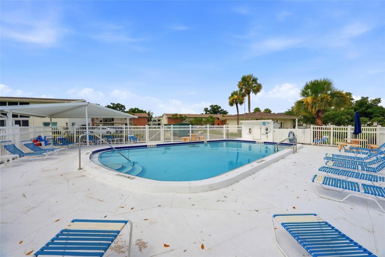 4570 Overlook Drive Ne, Unit 175, Saint Petersburg, FL 33703 Photo