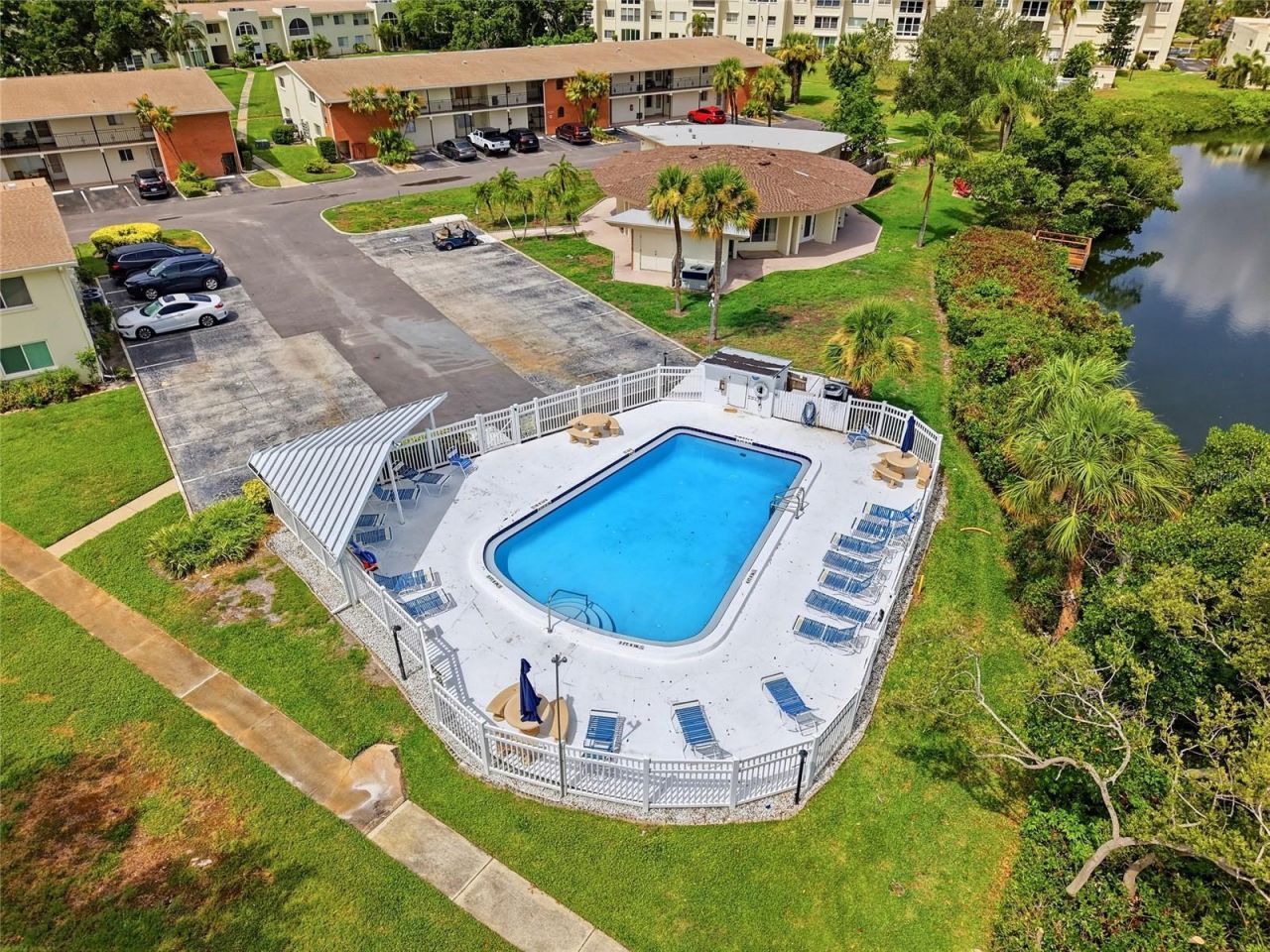 4570 Overlook Drive Ne, Unit 175, Saint Petersburg, FL 33703 Photo