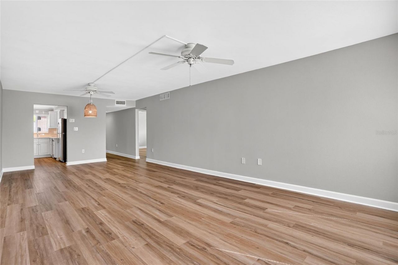 4570 Overlook Drive Ne, Unit 175, Saint Petersburg, FL 33703 Photo