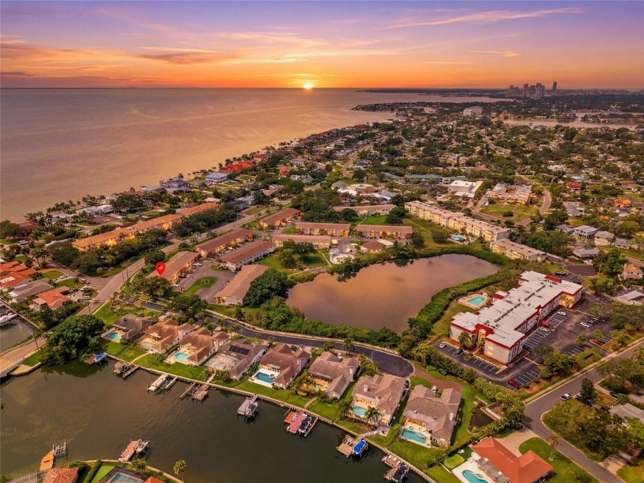 4570 Overlook Drive Ne, Unit 175, Saint Petersburg, FL 33703 Photo