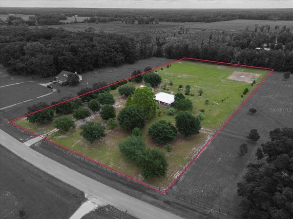 14681 NW 232ND STREET , HIGH SPRINGS, FL 32643