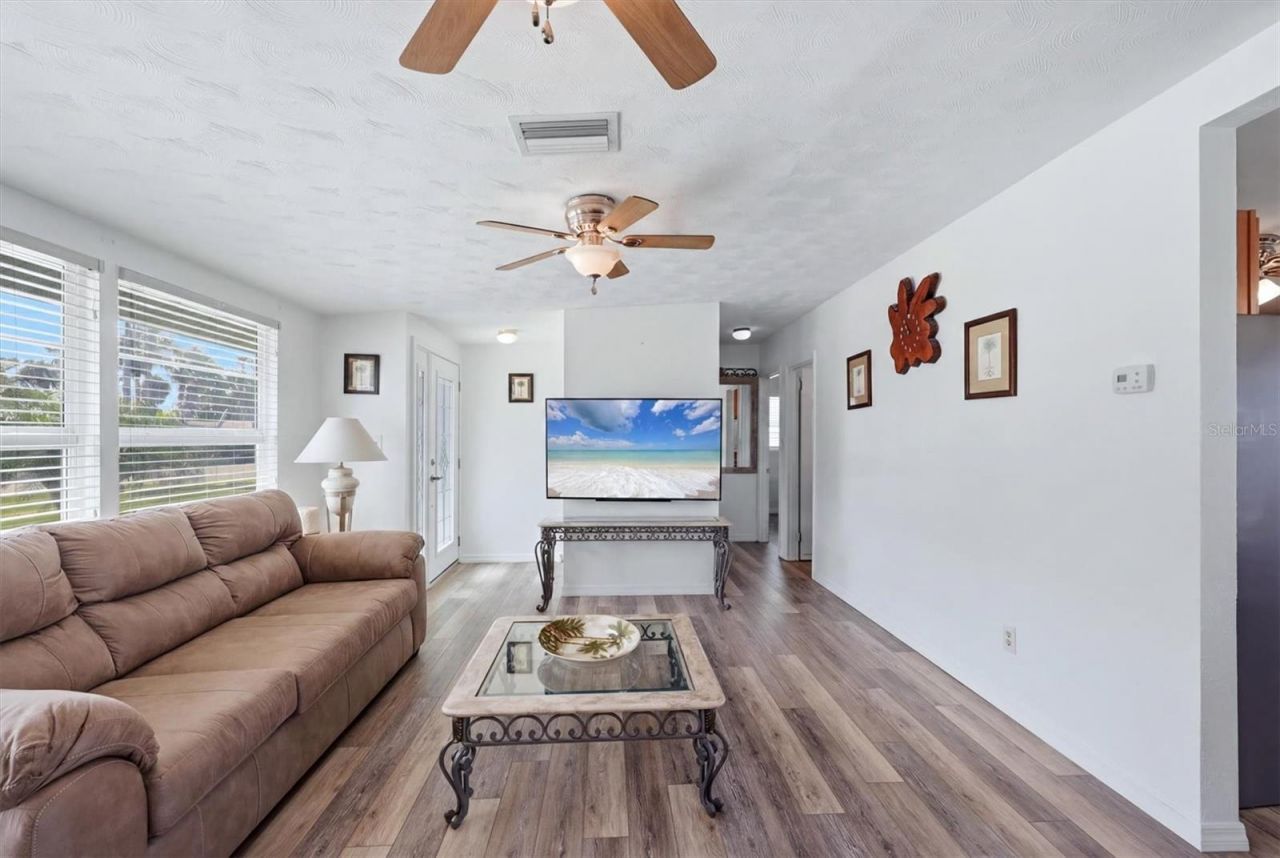 898 S Broadway , Englewood, FL 34223 Photo