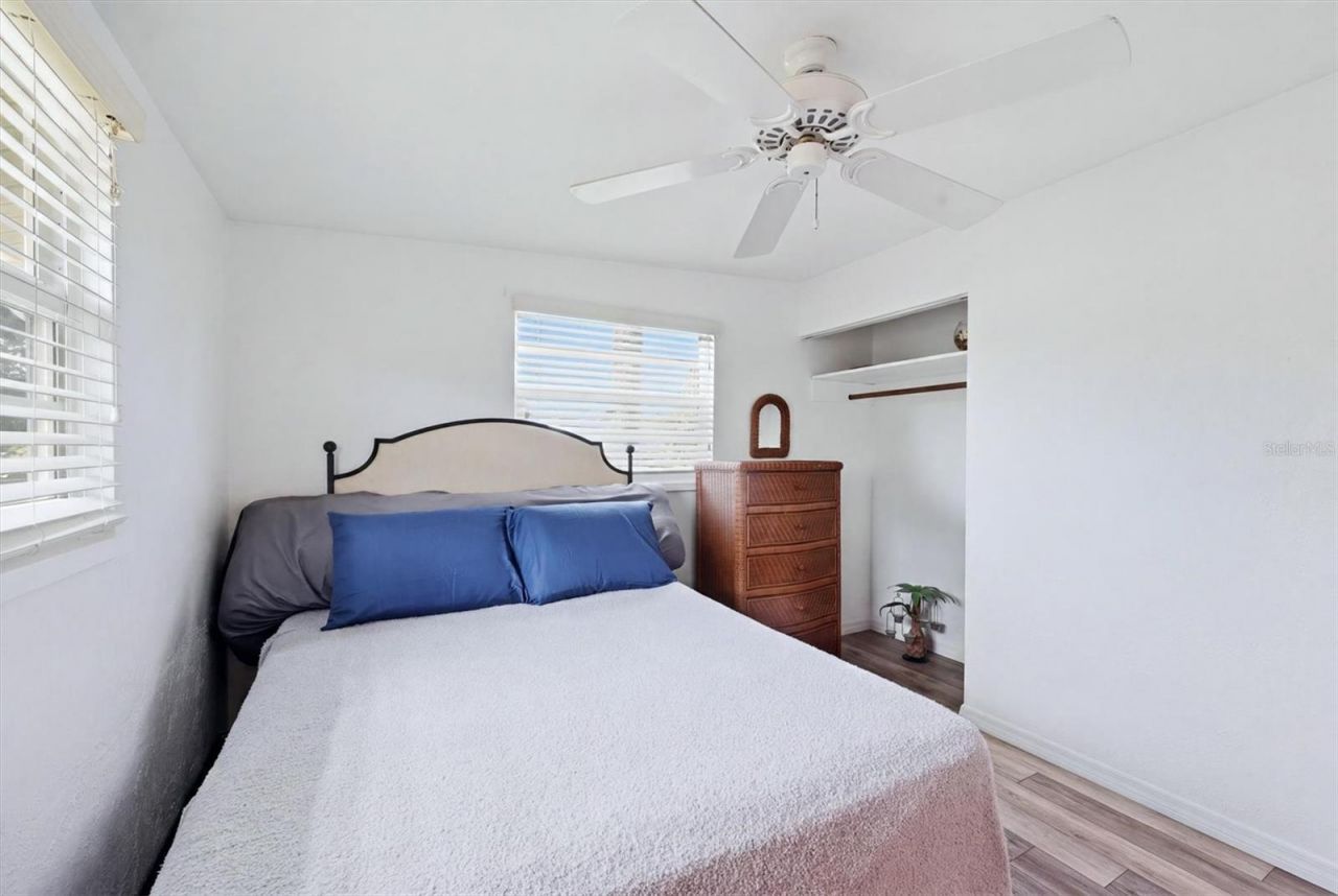 898 S Broadway , Englewood, FL 34223 Photo