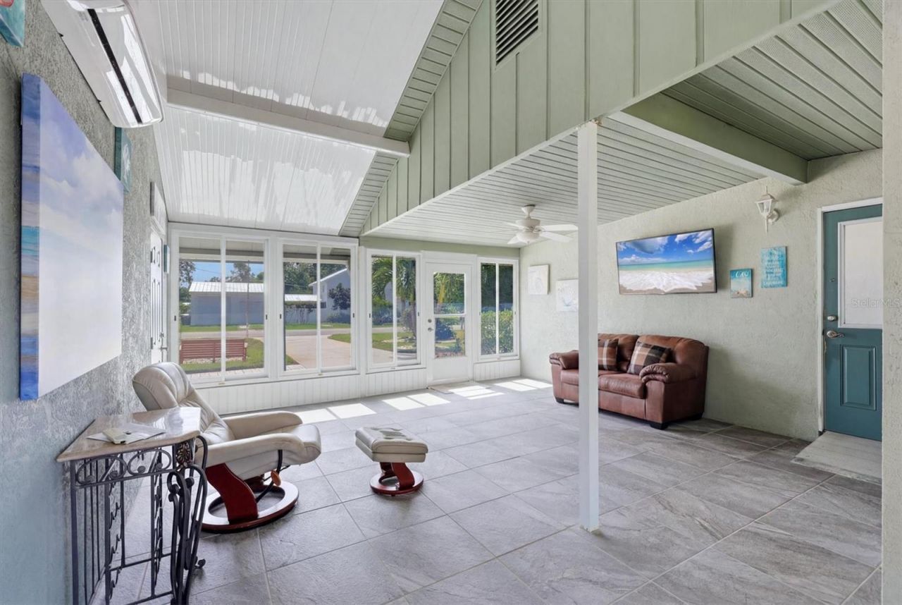 898 S Broadway , Englewood, FL 34223 Photo