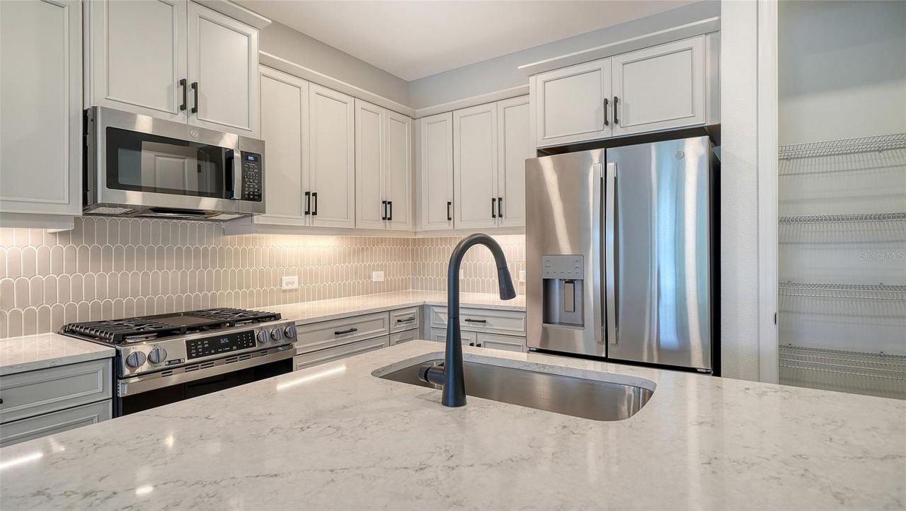 2357 Blue Mahoe Lane , Sarasota, FL 34240 Photo