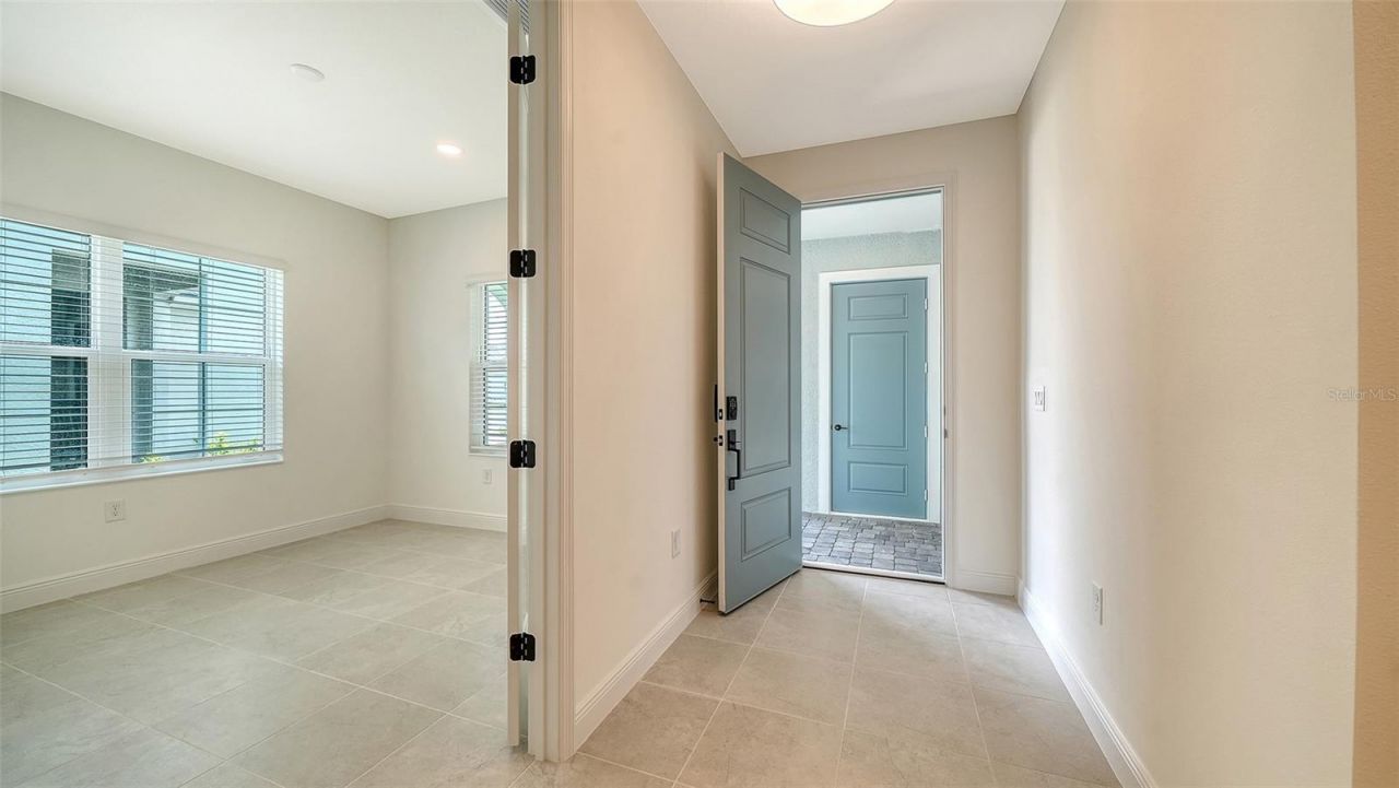 2357 Blue Mahoe Lane , Sarasota, FL 34240 Photo