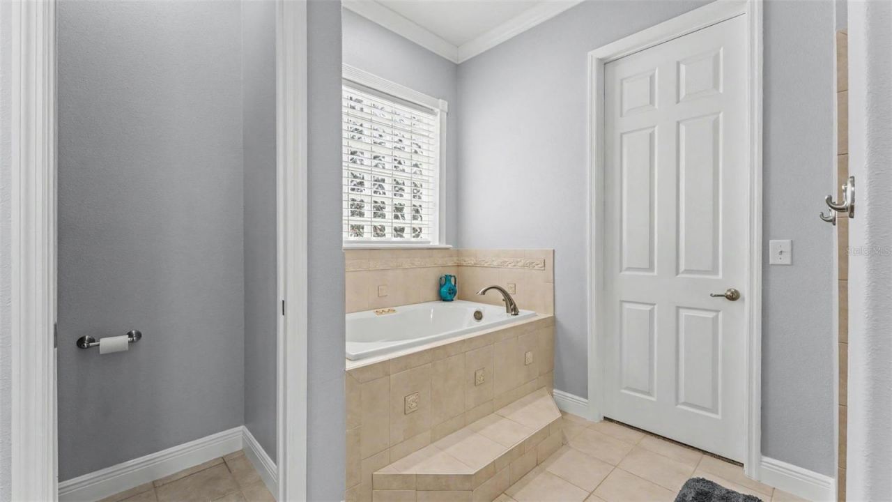 8044 Lake Hatchineha Road, Haines City, FL 33844 Photo