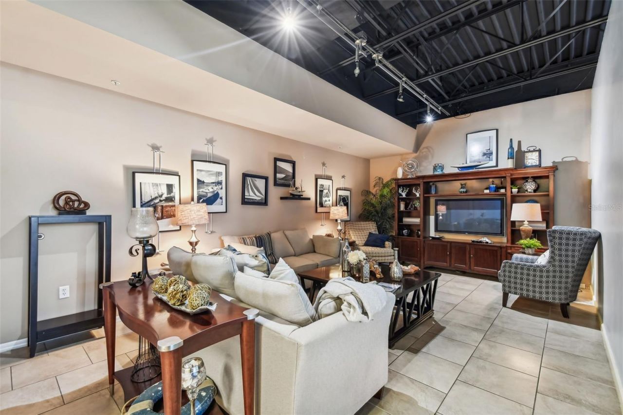 3144 Nautical Place S, Saint Petersburg, FL 33712 Photo