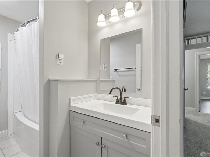 4253 Frontenac Drive, Beavercreek, OH 45440 Photo 10