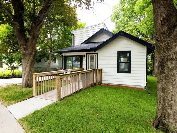 3402 Arthur Avenue, Des Moines, IA 50317