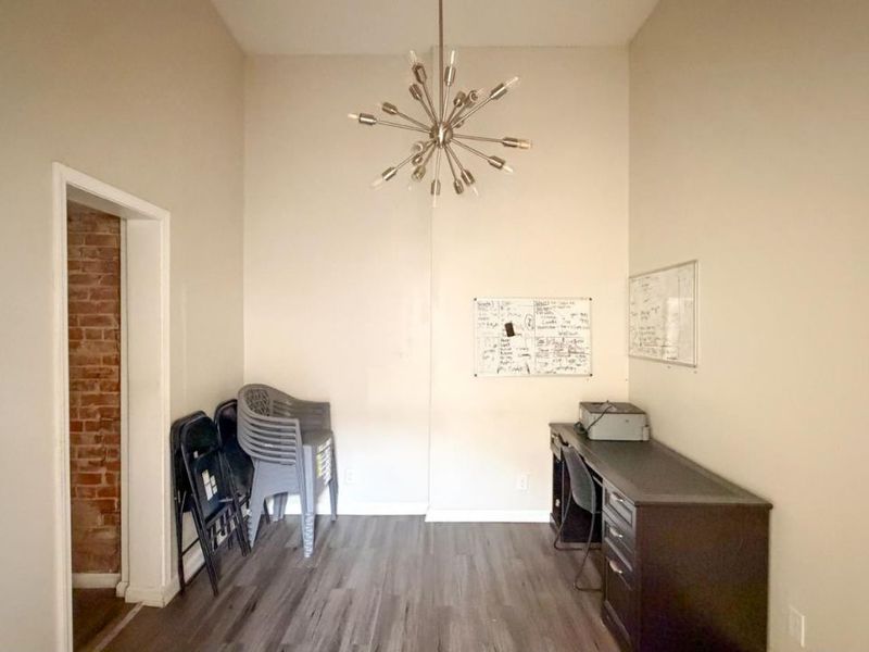 24 E University Avenue, Cincinnati, OH 45219 Photo 17