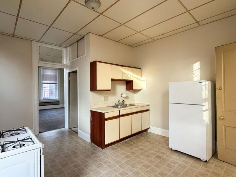 24 E University Avenue, Cincinnati, OH 45219 Photo 35