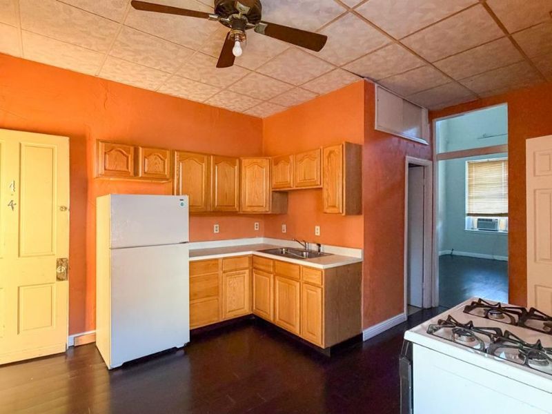 24 E University Avenue, Cincinnati, OH 45219 Photo 46