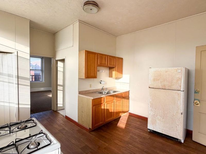 24 E University Avenue, Cincinnati, OH 45219 Photo 50