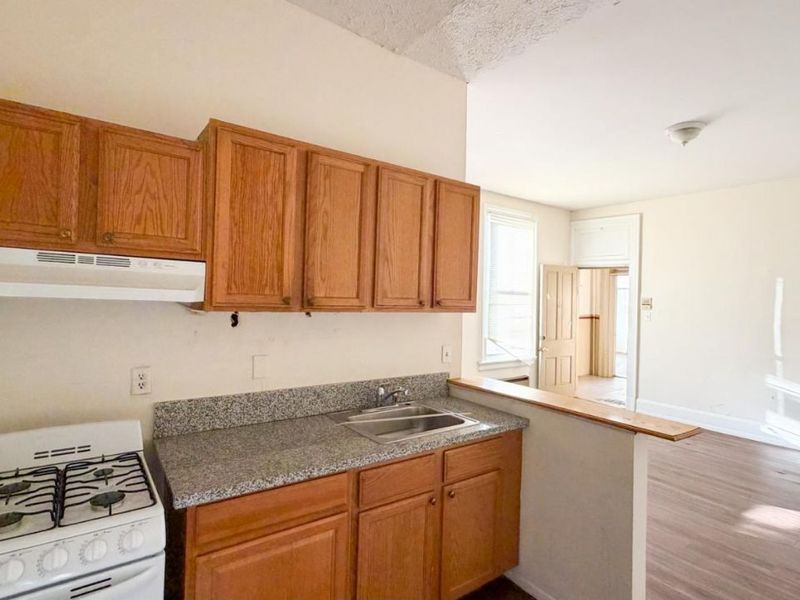 24 E University Avenue, Cincinnati, OH 45219 Photo 55
