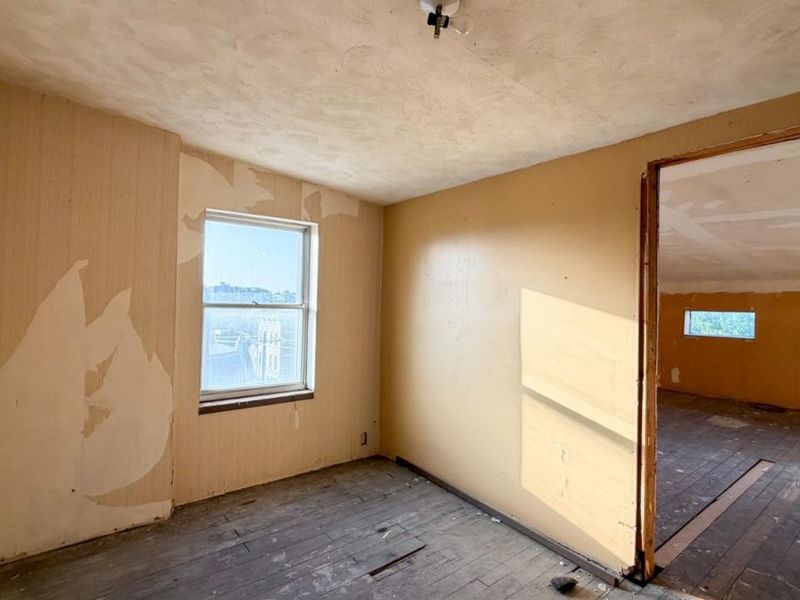 24 E University Avenue, Cincinnati, OH 45219 Photo 60