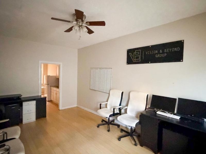 24 E University Avenue, Cincinnati, OH 45219 Photo 7