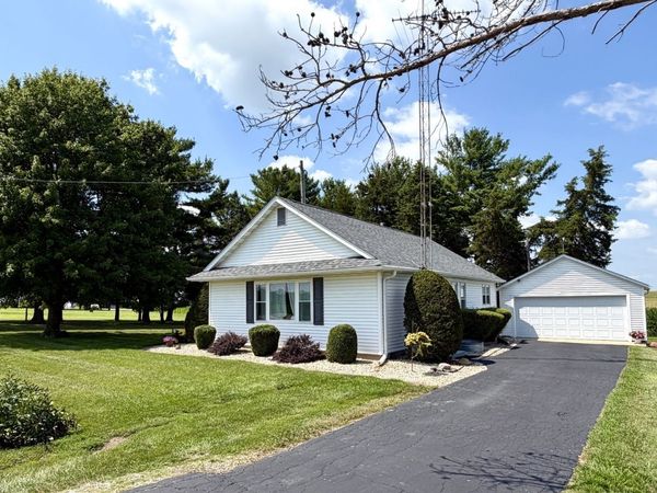 843 N 2401 Road , Oglesby, IL 61348