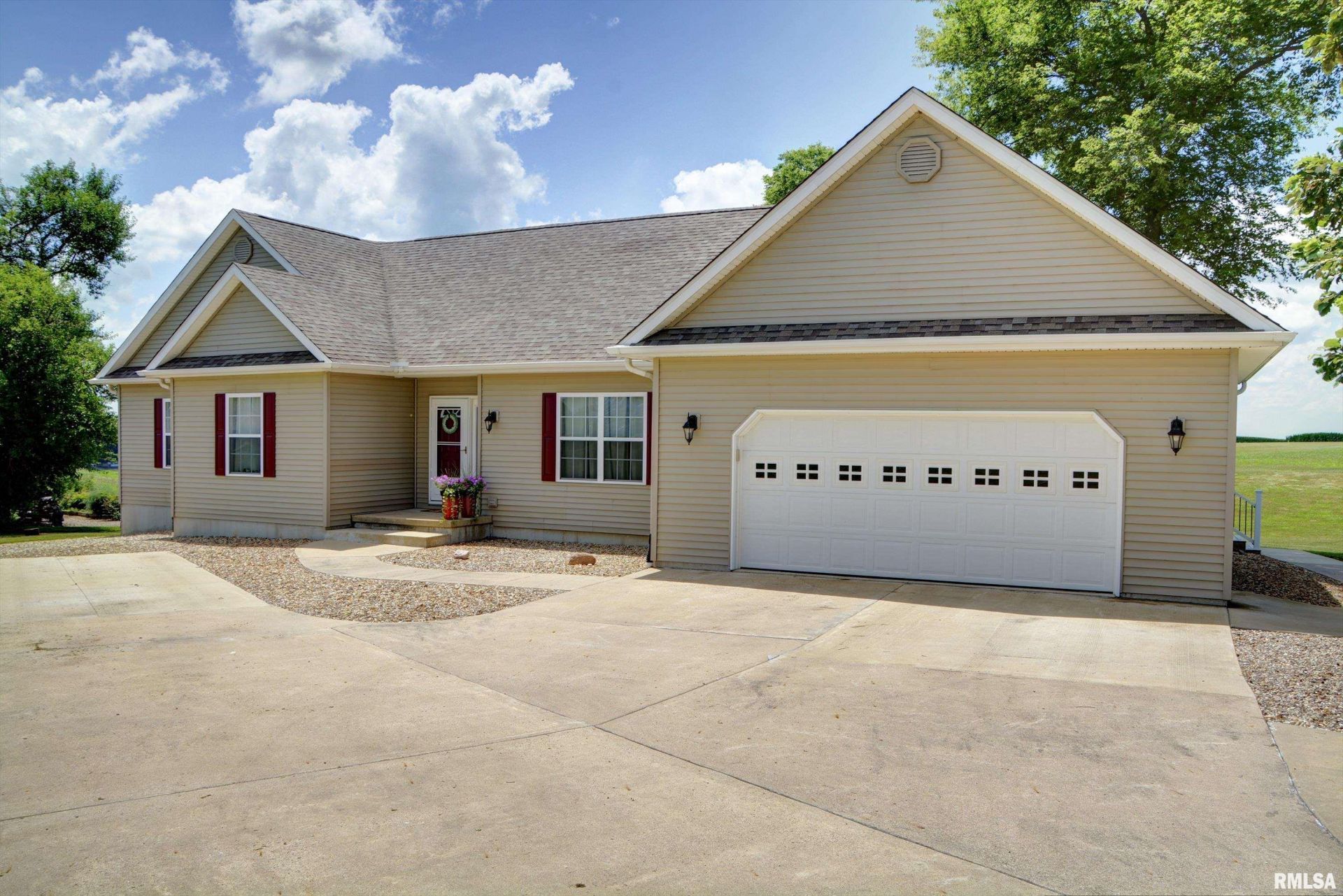 1211 Kramer Road, Avon, IL 61415 Main Photo