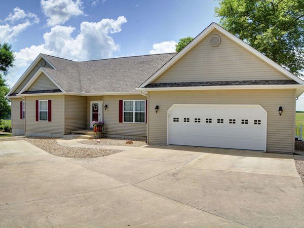 1211 KRAMER Road, Avon, IL 61415