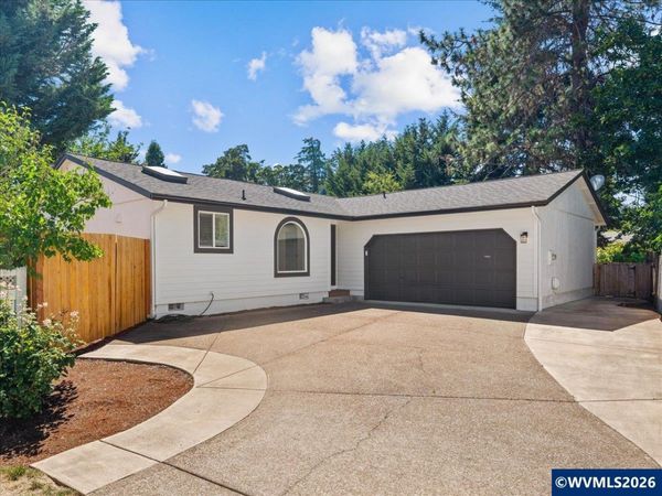 4825 Chan St S, Salem, OR 97306