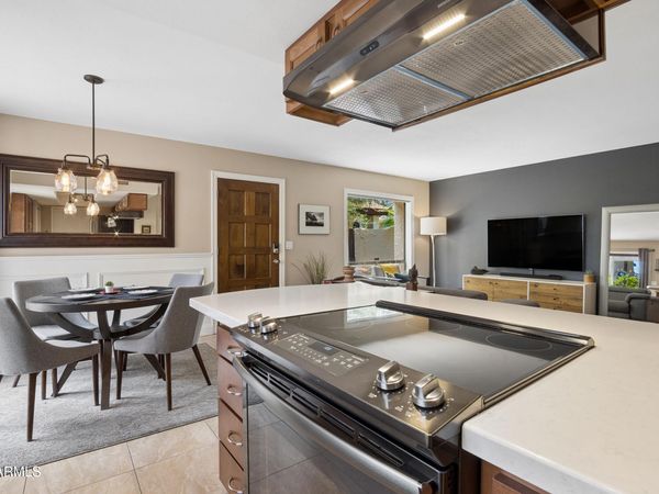 4820 E WINSTON Drive, Unit 3, Phoenix, AZ 85044