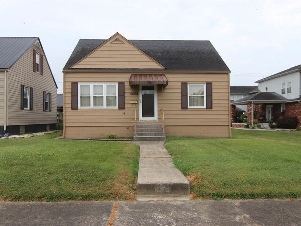 2812 S 10th Street, Ironton, OH 45638