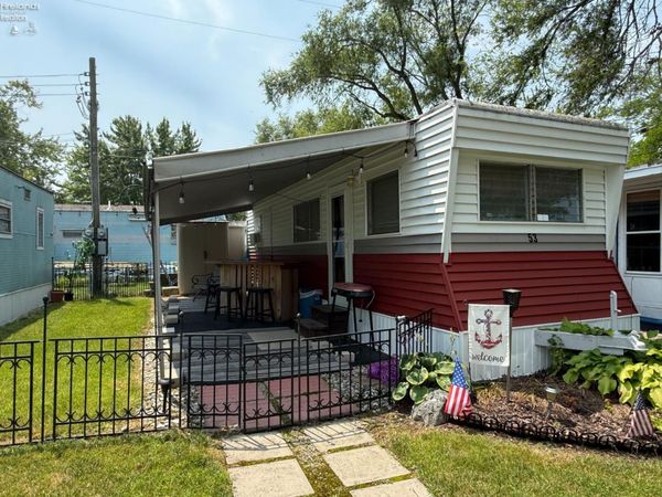 7511 E Harbor Road, Unit 53, Marblehead, OH 43440