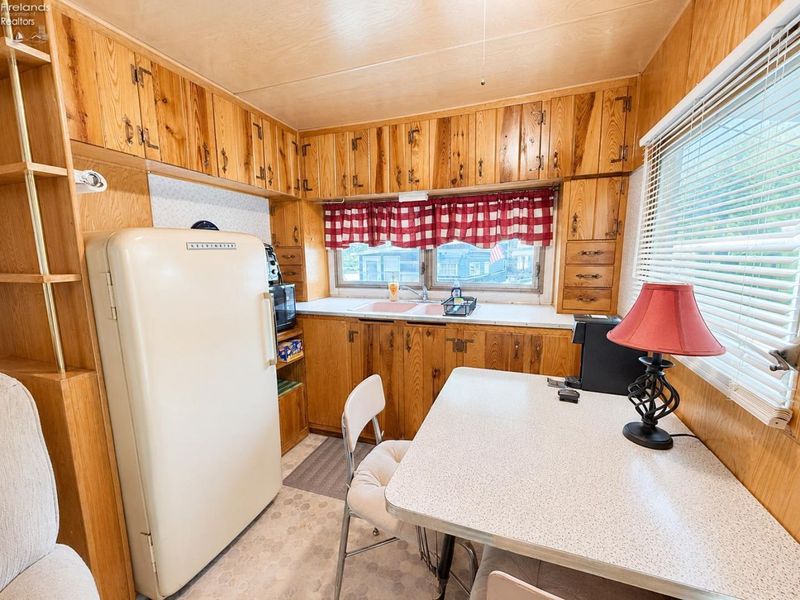 7511 E Harbor Road, Unit 53, Marblehead, OH 43440 Photo 3