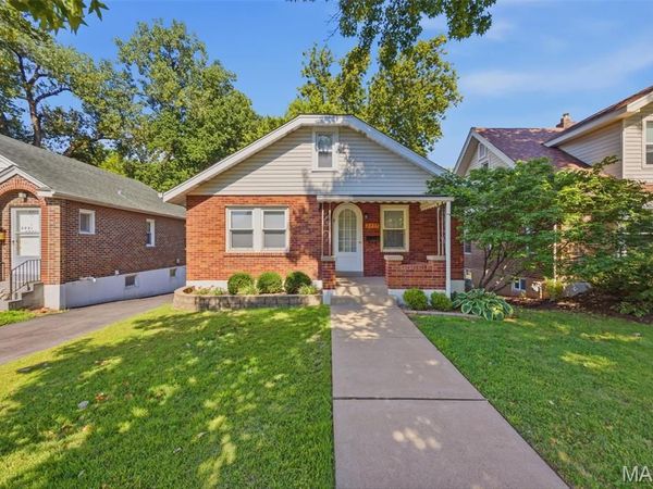 2435 Hartland Avenue , St Louis, MO 63114