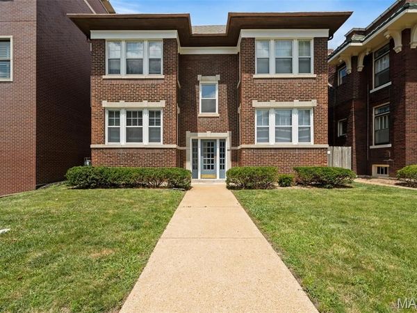 6431 Clayton Road , Clayton, MO 63117