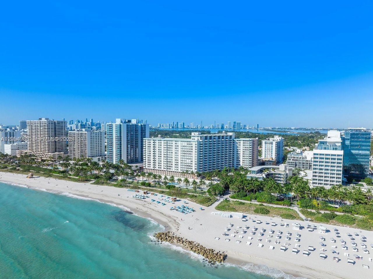2655 Collins Ave , Unit 608, Miami Beach, FL 33140 Photo