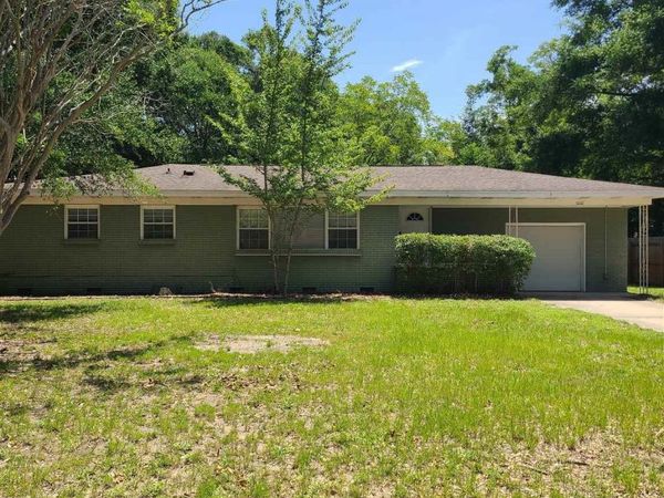6666 Allyn Way, Pensacola, FL 32504