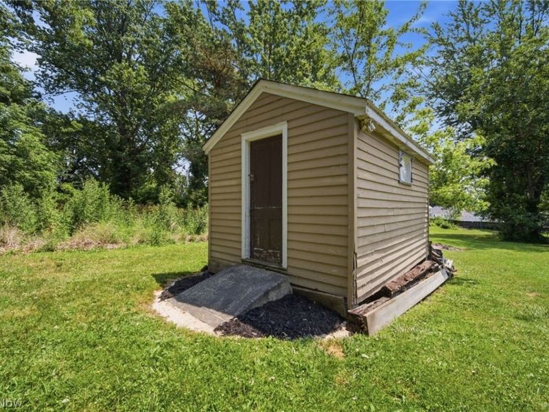 1564 S Ridge Road W, Ashtabula, OH 44004 Photo 24