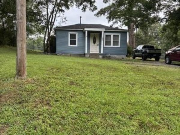 1063 Salem Street , Milan, TN 38358