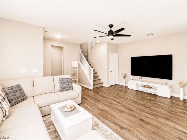 7940 Violet Dawn Street, Las Vegas, NV 89149