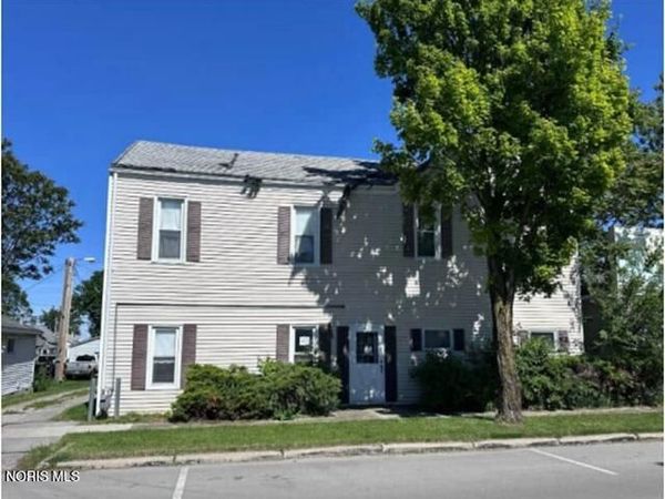 112 N Main Street , Bloomdale, OH 44817