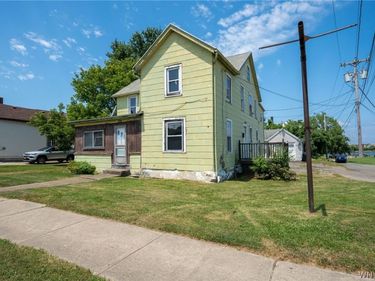 156 Lake Shore Drive W, Dunkirk, NY 14048
