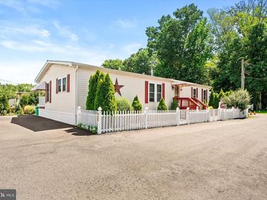 605 3RD AVENUE, ROBBINSVILLE, NJ 08691