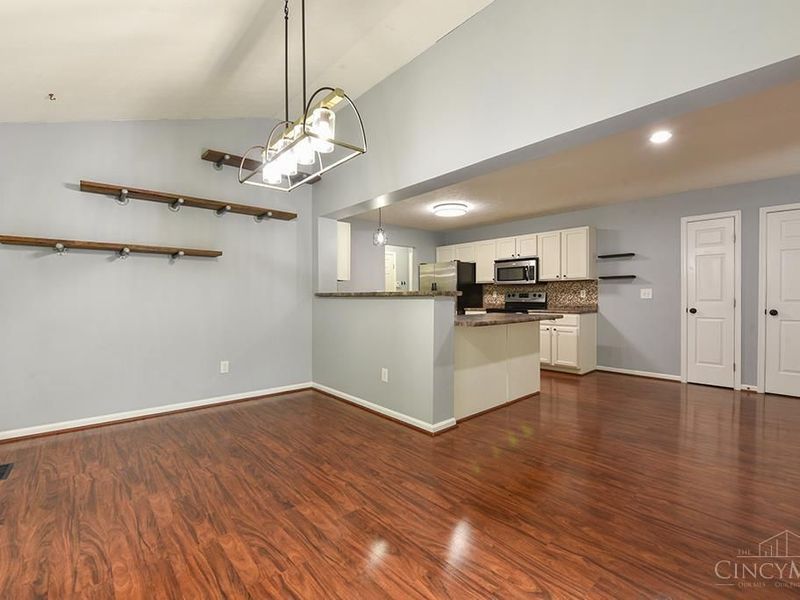 1503 Corbin Drive, Miami Twp, OH 45150 Photo 12