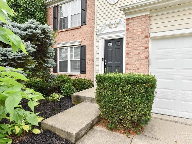 1503 Corbin Drive, Miami Twp, OH 45150 Photo 4