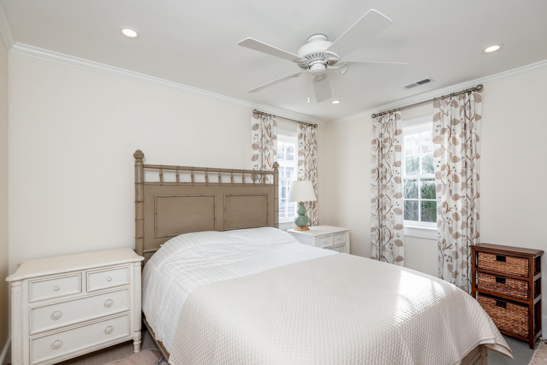 108 Smith Street Photo 17