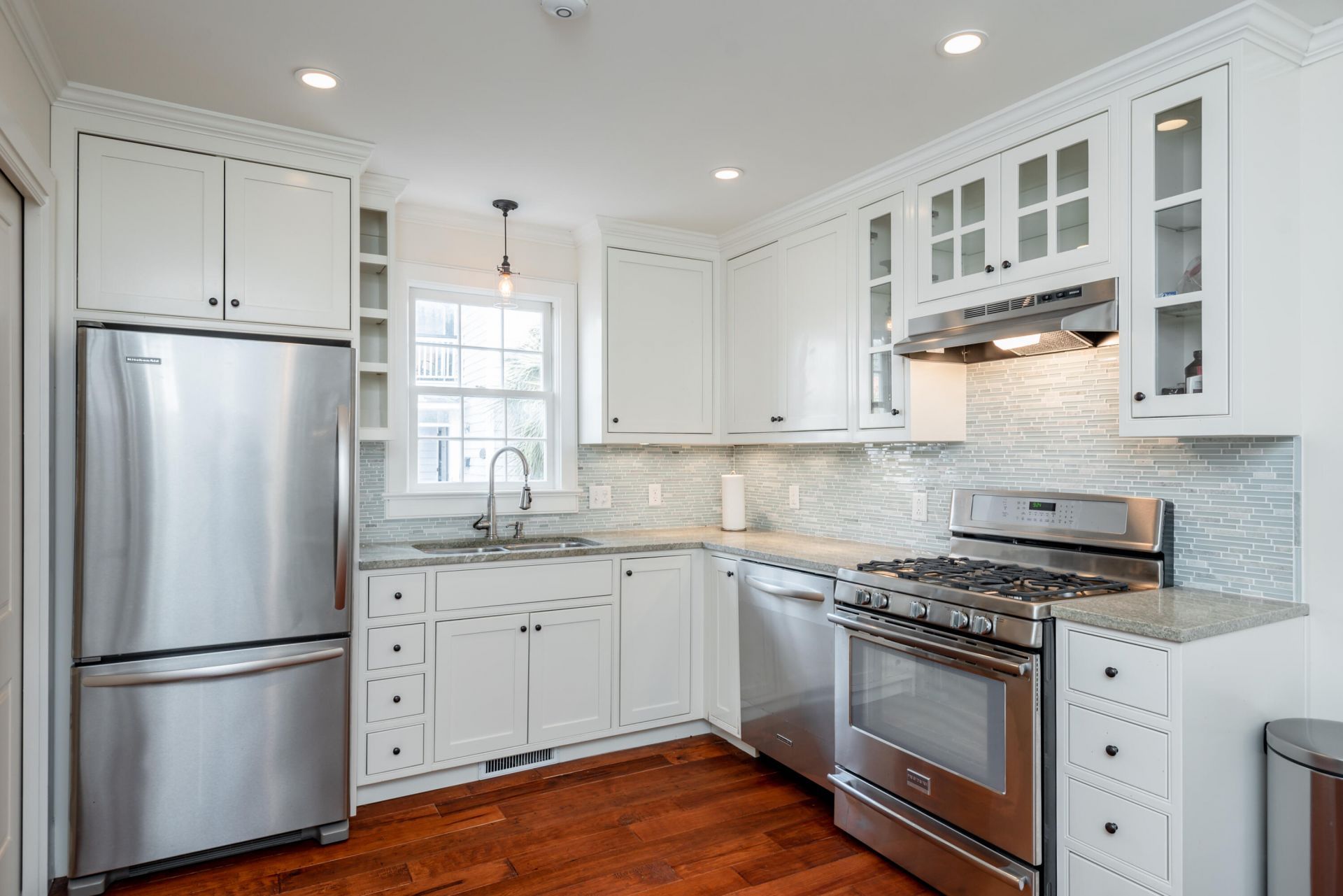 108 Smith Street Photo 7