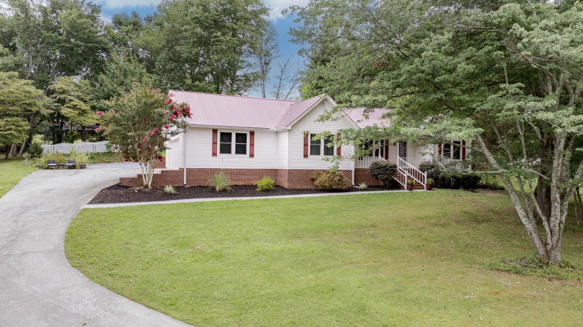 715 Carmen Drive, Athens, TN 37303 Main Photo