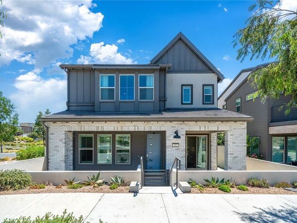 112 Sentosa , Irvine, CA 92618
